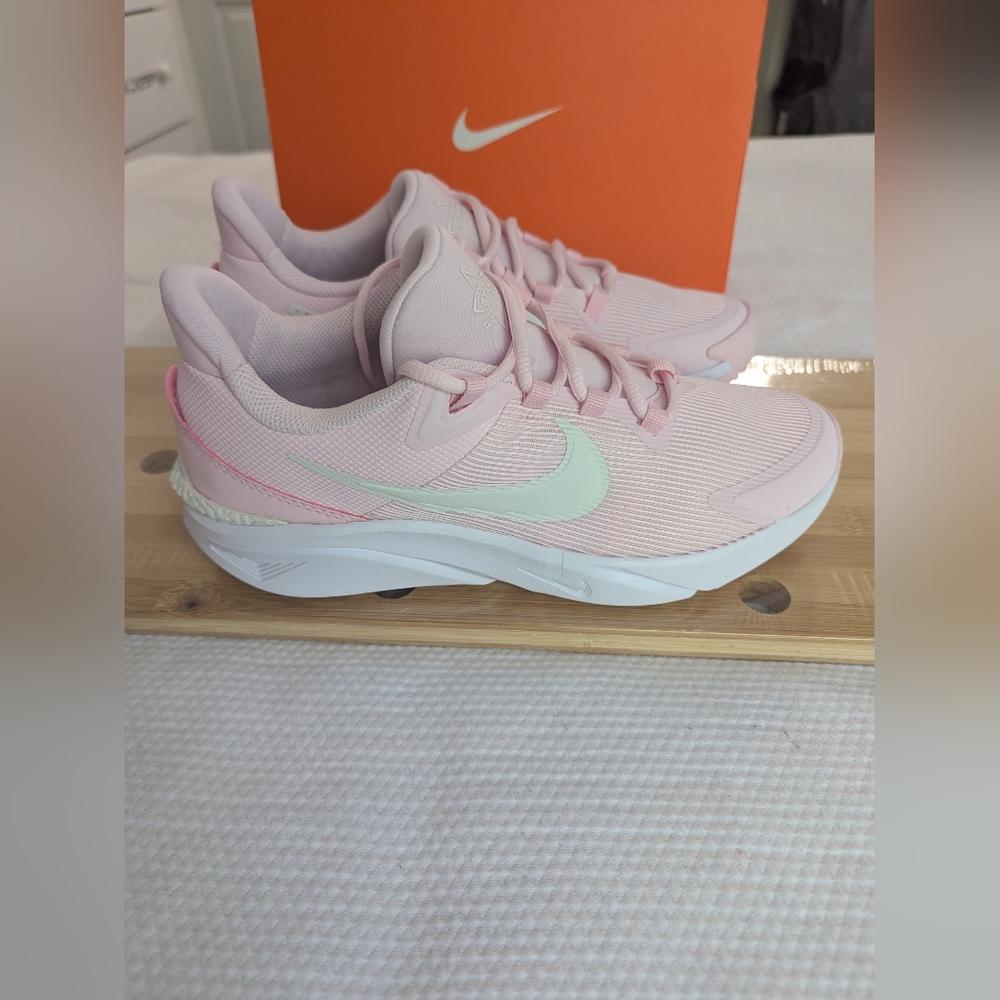 Nike Star Runner 4 NN (TD) Sneakers Pink/White DX7615-602 Size 7Y.